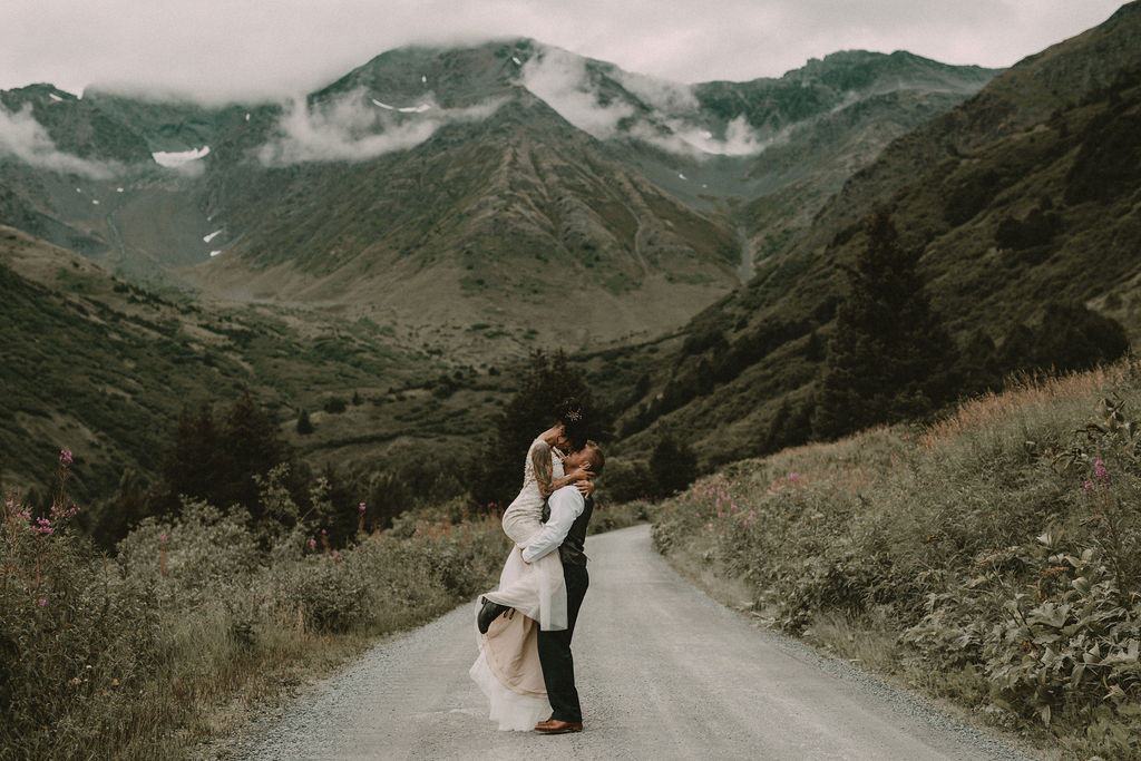 outdoor adventure wedding ideas