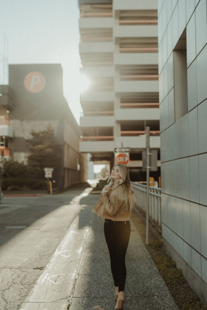 stunning city senior portrait session