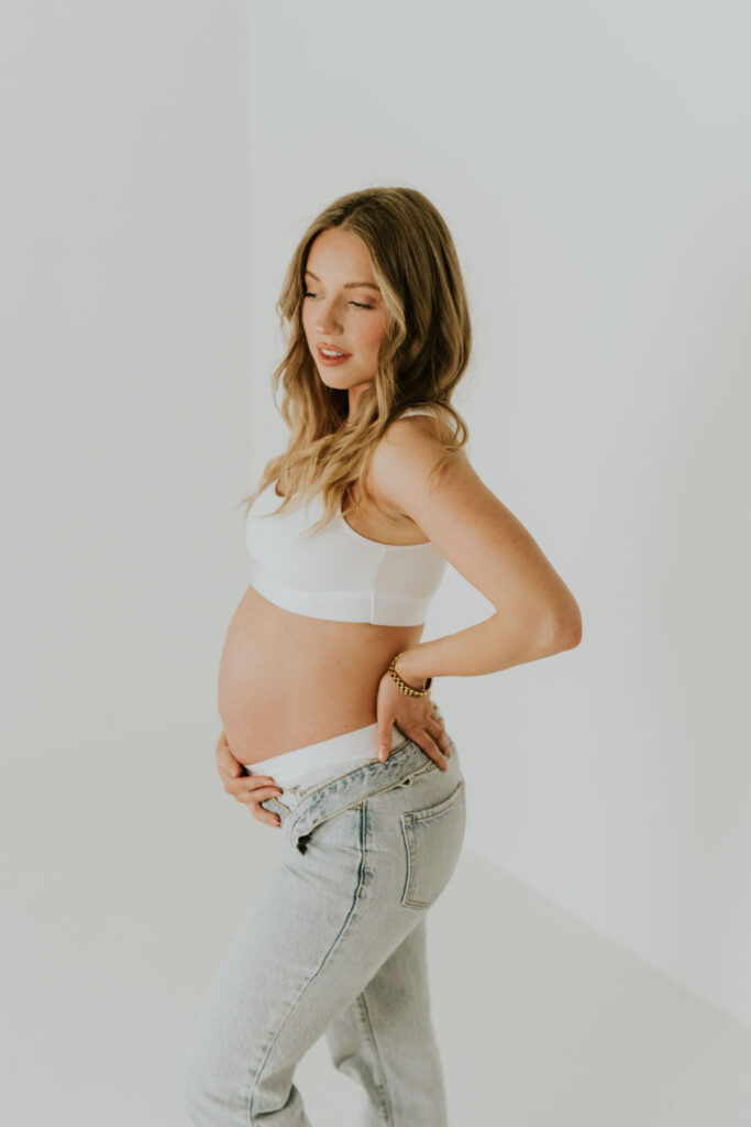 chic maternity session