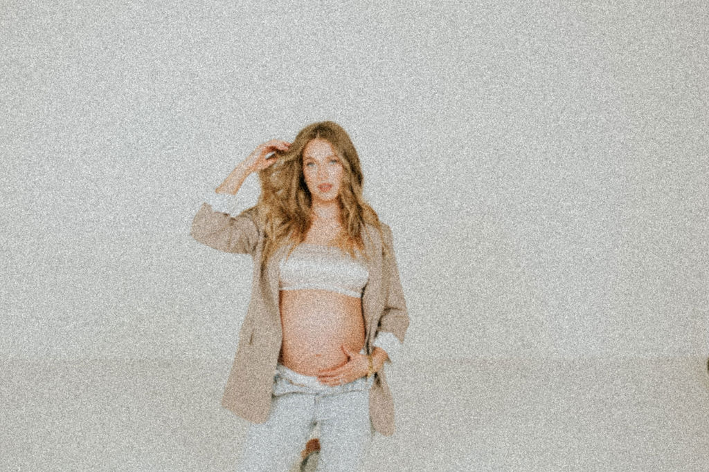 fun maternity session