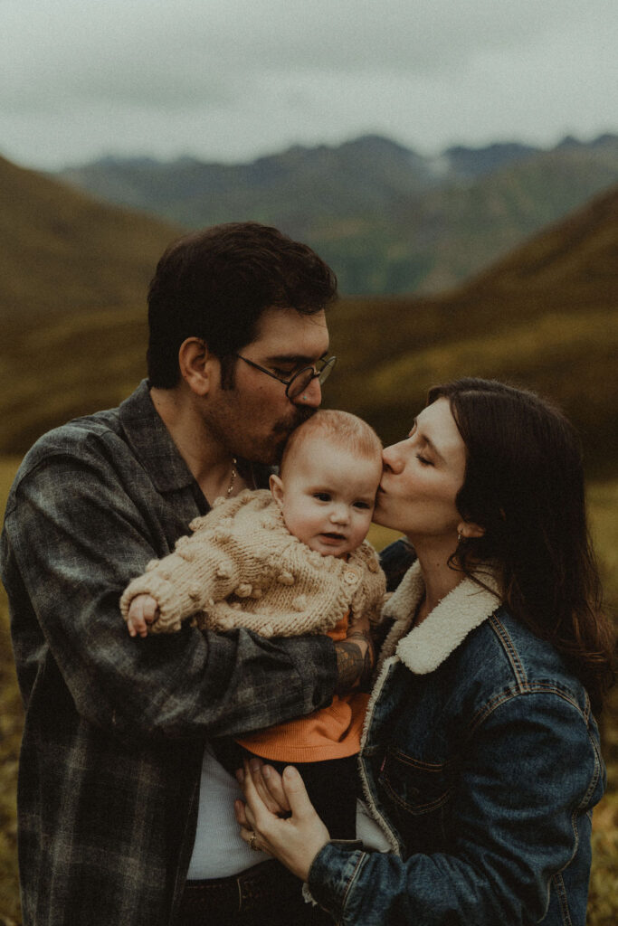 Relaxed Mountain Family Session at Hatcher Pass
