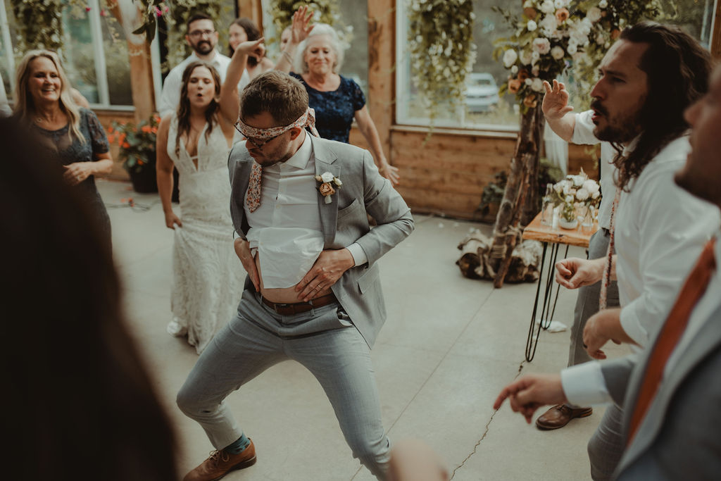 Fun Summer Wedding at Forget Me Not Green House in Anchorage, AK