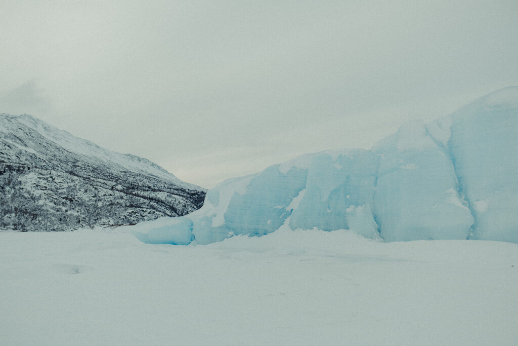 beautiful knik glacier