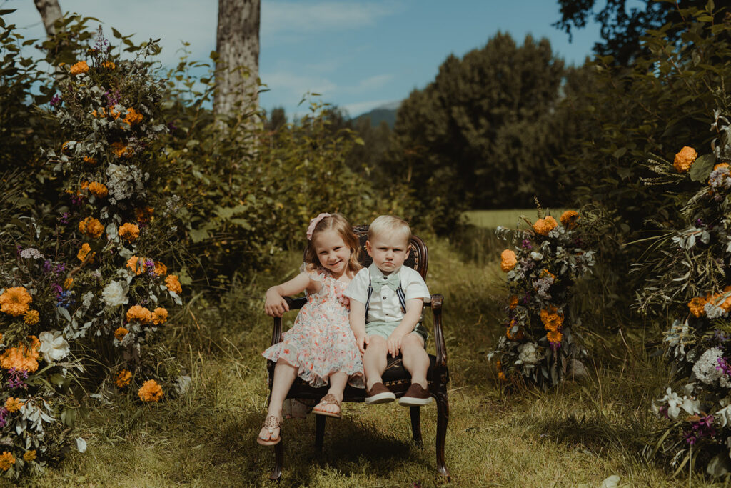 cute sibling at their outdoor session