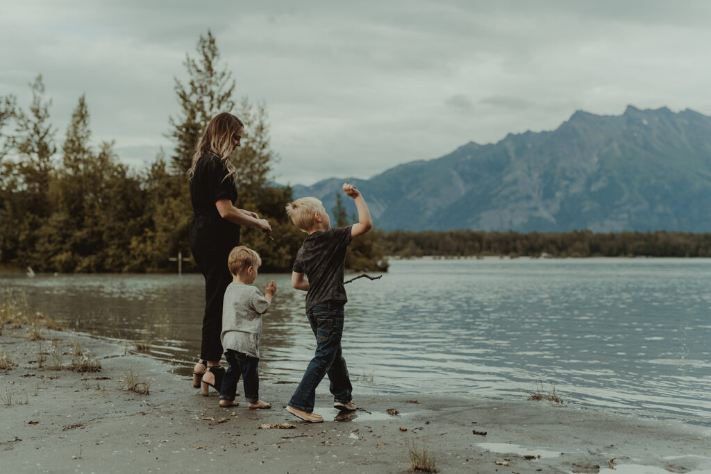 family playing during their summer family photoshoot