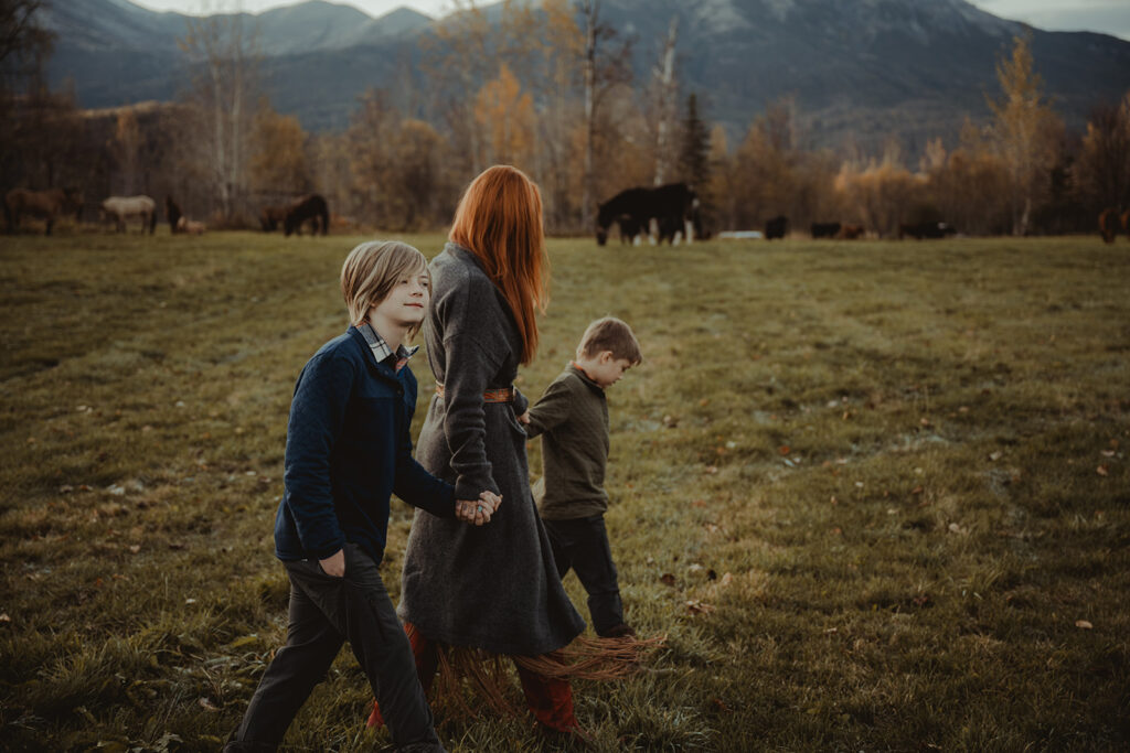 Fun Sunrise Family Photoshoot in Palmer, Alaska