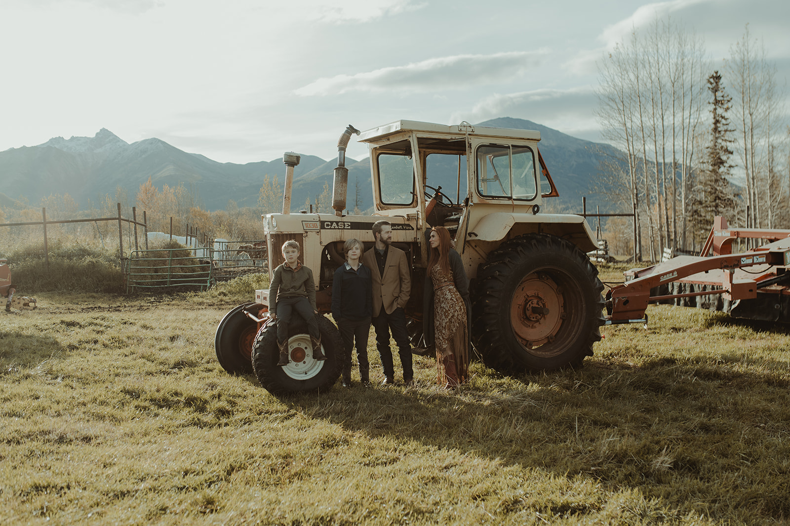 fun outdoor photoshoot in palmer alaska